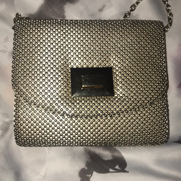 Gold Purse/ Clutch - Picture 2 of 4